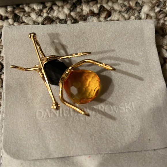 Swarovski Alipur Bumblebee brooch - Picture 2 of 4